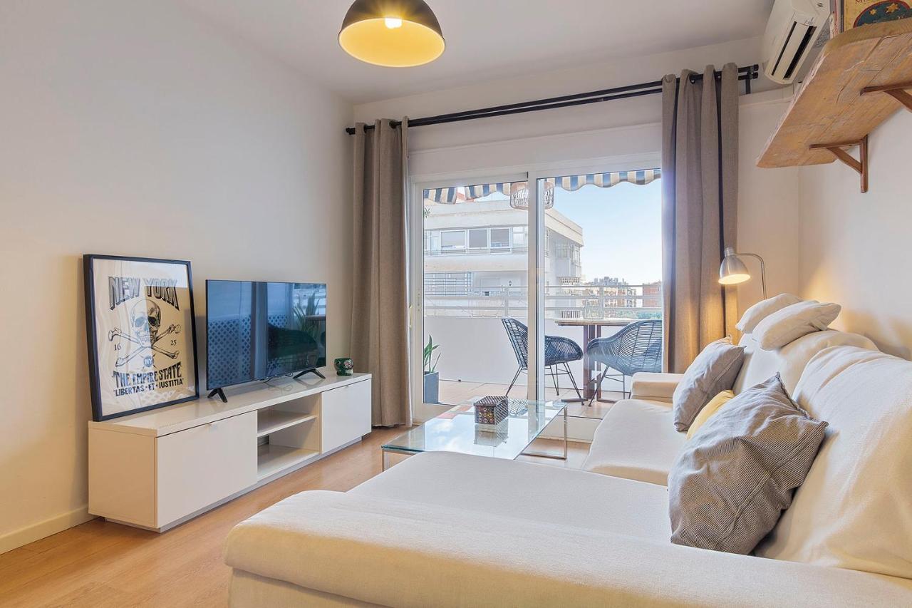 Precioso Apartamento A 5 Minutos Andando De La Playa Малага Экстерьер фото